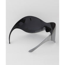 Load image into Gallery viewer, “Feelin’ Iconic” Sunglasses
